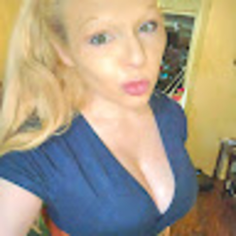 Meet your Posher, Carey